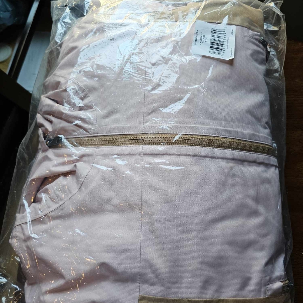 North face jacket - Picture 4 of 4